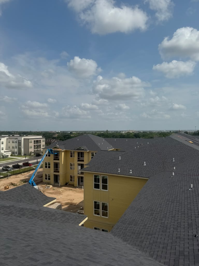 Apartment complex roof under construction, Houston area
