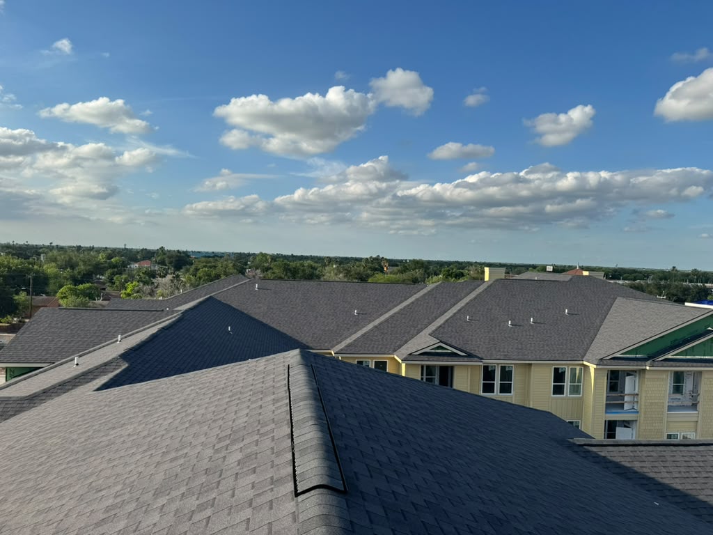 Apartment complex roof under construction, Houston area